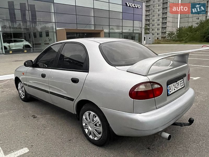 Седан Daewoo Lanos 2004 в Полтаві