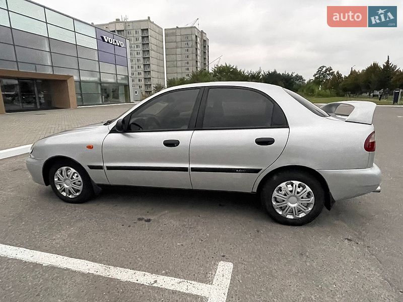 Седан Daewoo Lanos 2004 в Полтаві