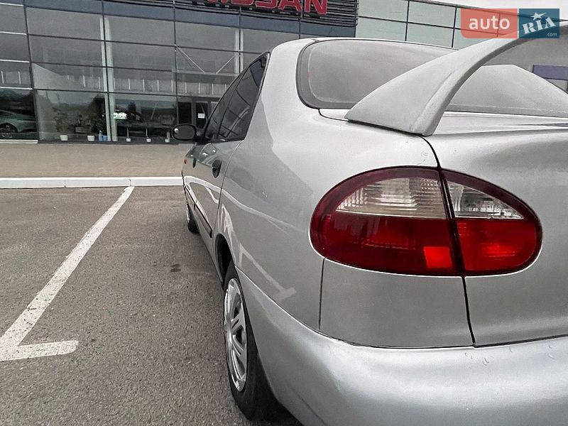 Седан Daewoo Lanos 2004 в Полтаві