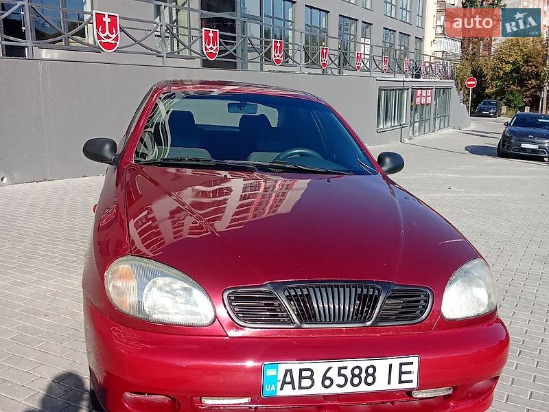 Седан Daewoo Lanos 2002 в Виннице