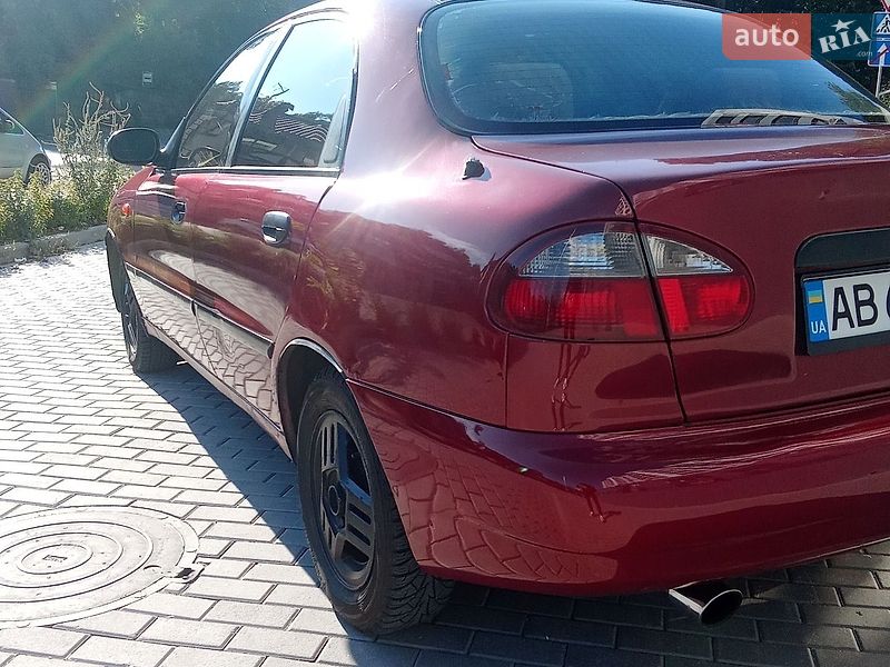 Седан Daewoo Lanos 2002 в Виннице