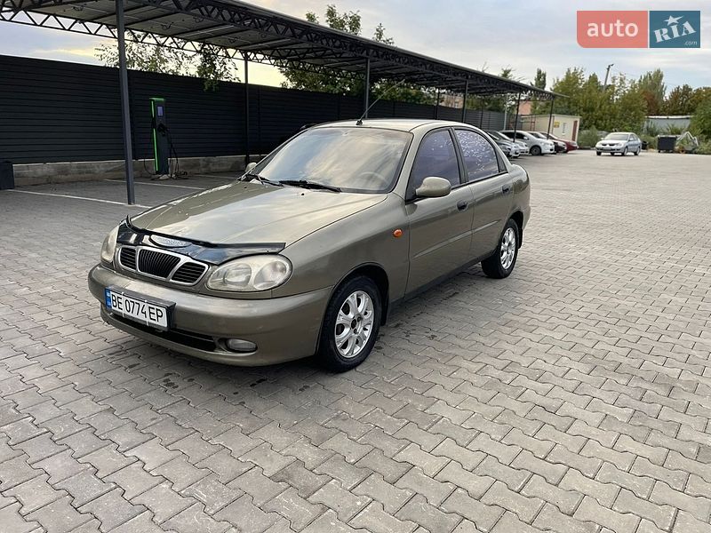 Седан Daewoo Lanos 2003 в Миколаєві