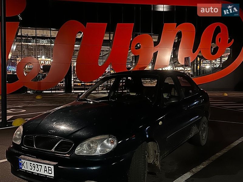 Седан Daewoo Lanos 2004 в Киеве
