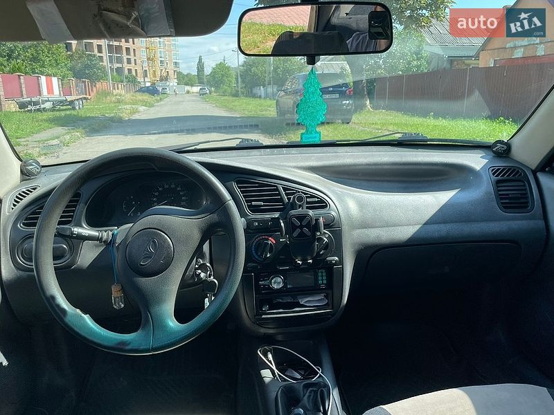 Седан Daewoo Lanos 2004 в Луцьку