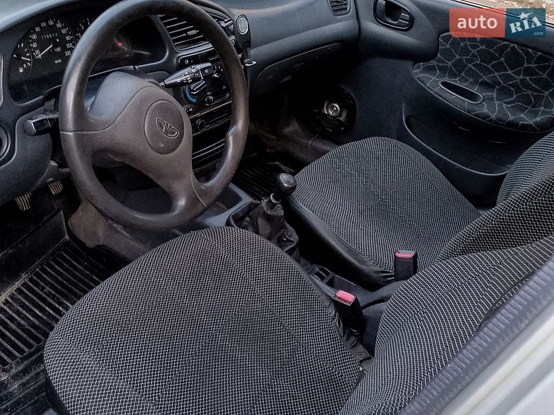 Седан Daewoo Lanos 2002 в Кременчуге
