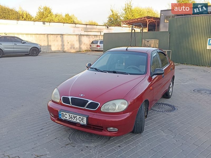 Седан Daewoo Lanos 2008 в Стрые
