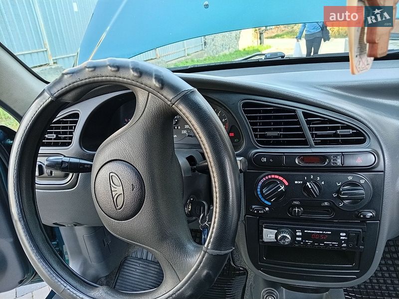 Седан Daewoo Lanos 2004 в Хмельницком