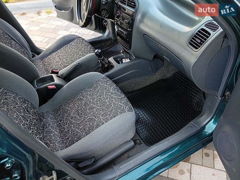 Седан Daewoo Lanos 2004 в Хмельницком