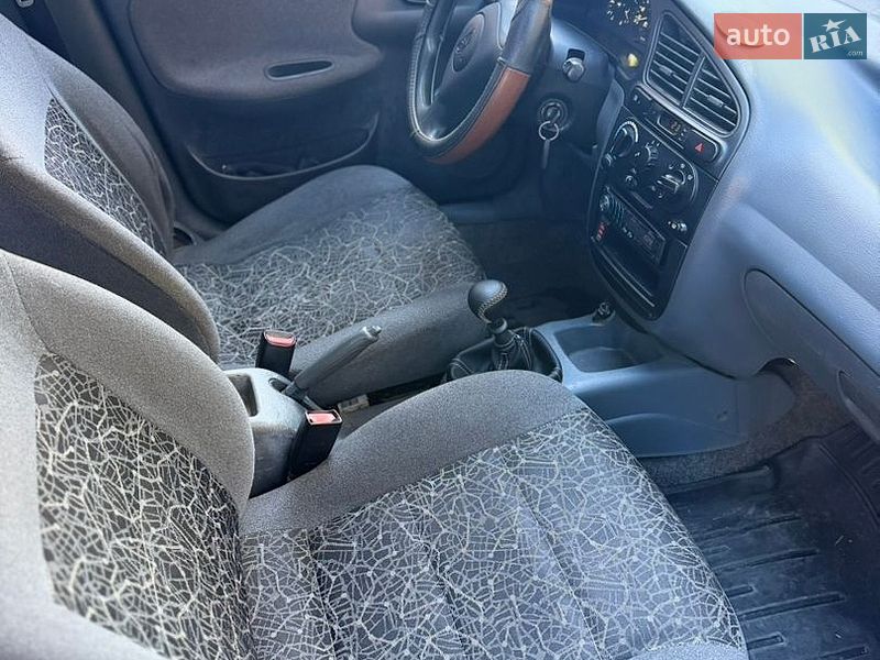 Седан Daewoo Lanos 2007 в Чернігові