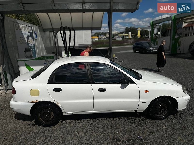 Седан Daewoo Lanos 2005 в Киеве