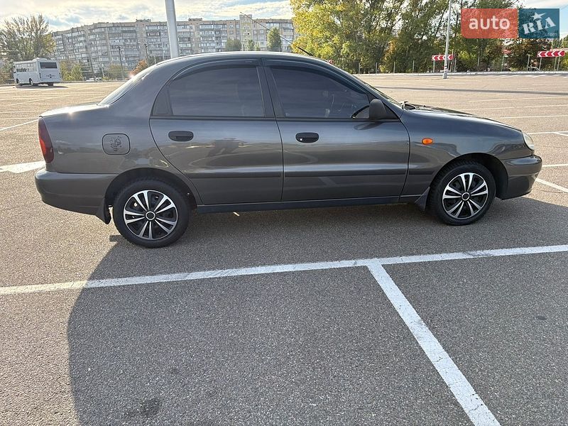 Седан Daewoo Lanos 2012 в Киеве