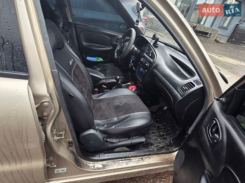 Седан Daewoo Lanos 2008 в Івано-Франківську