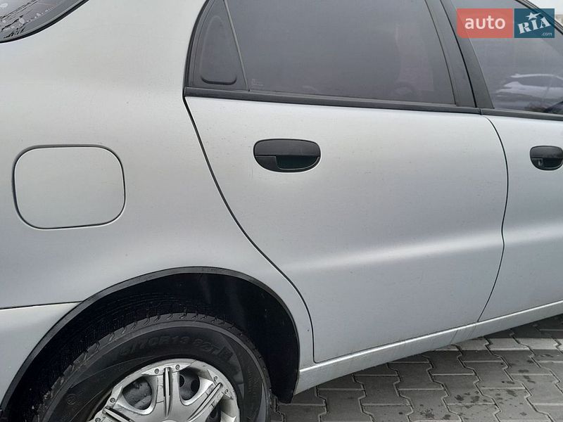 Седан Daewoo Lanos 2011 в Виннице