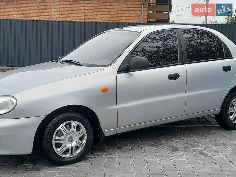 Седан Daewoo Lanos 2011 в Виннице