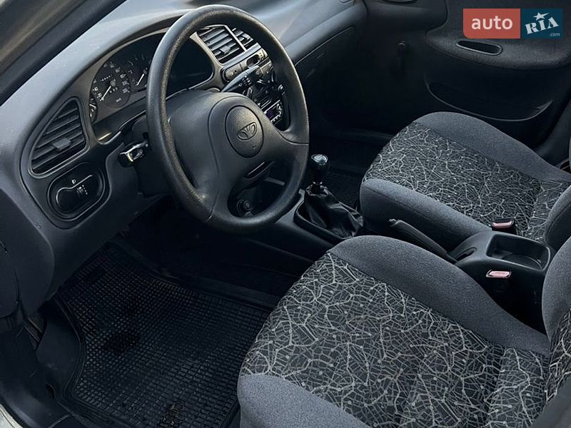 Седан Daewoo Lanos 2005 в Днепре
