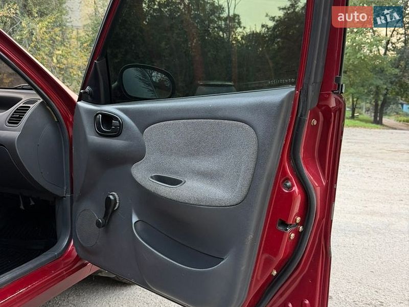 Седан Daewoo Lanos 2005 в Каменском
