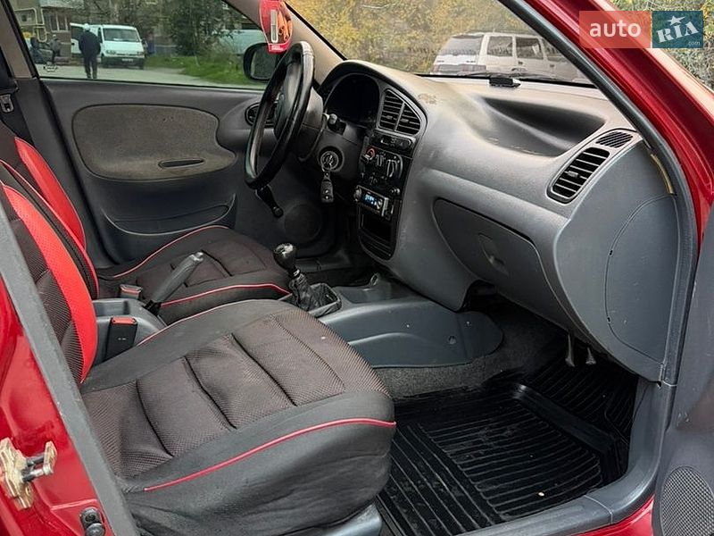 Седан Daewoo Lanos 2005 в Каменском
