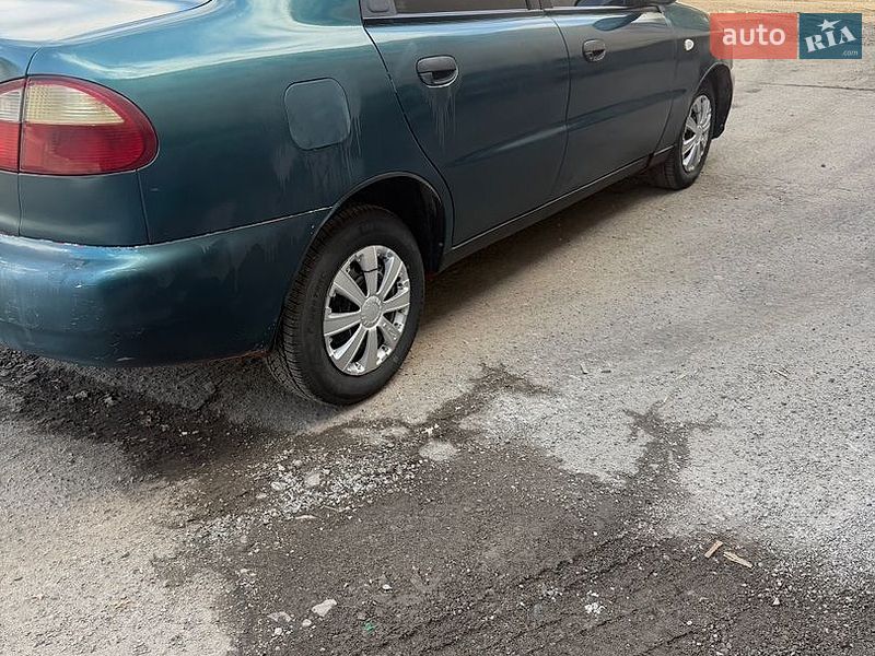 Седан Daewoo Lanos 2003 в Кривом Роге