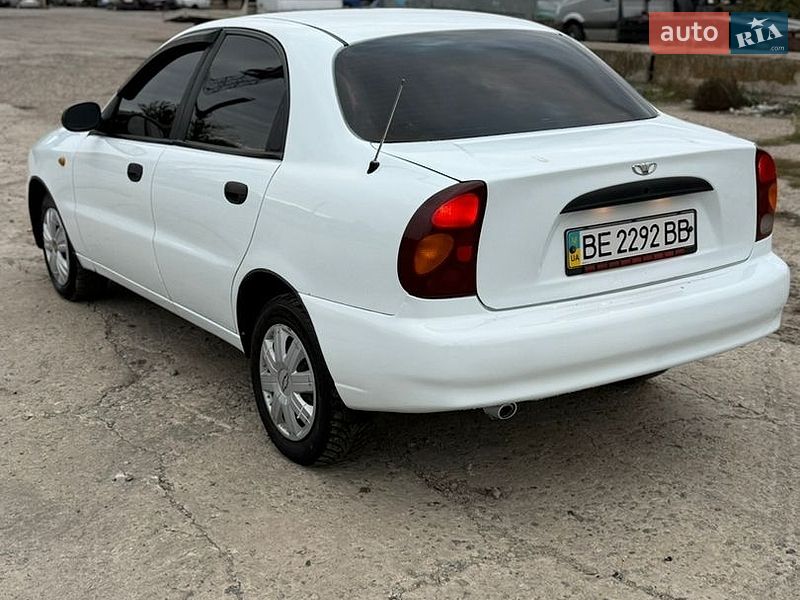 Седан Daewoo Lanos 2006 в Миколаєві