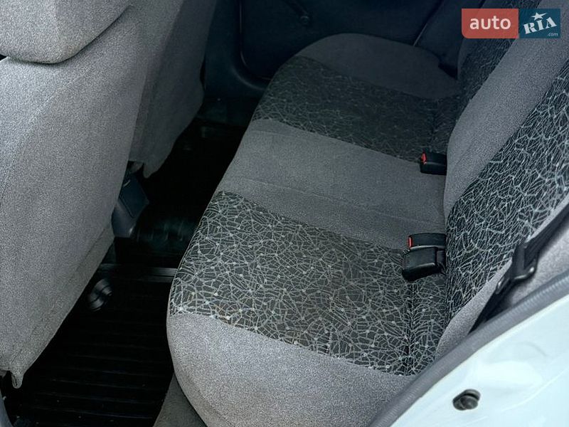 Седан Daewoo Lanos 2006 в Миколаєві