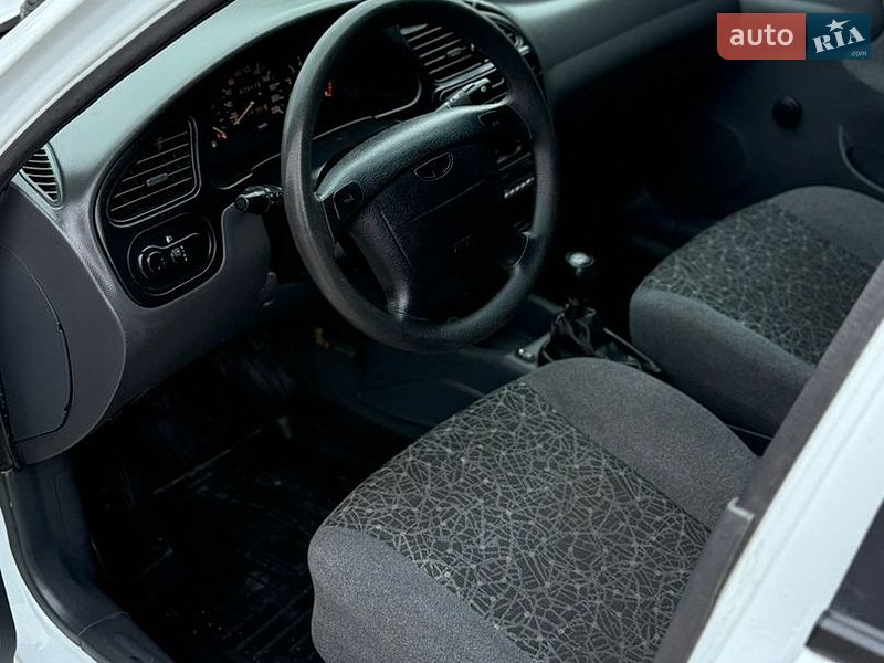 Седан Daewoo Lanos 2006 в Миколаєві