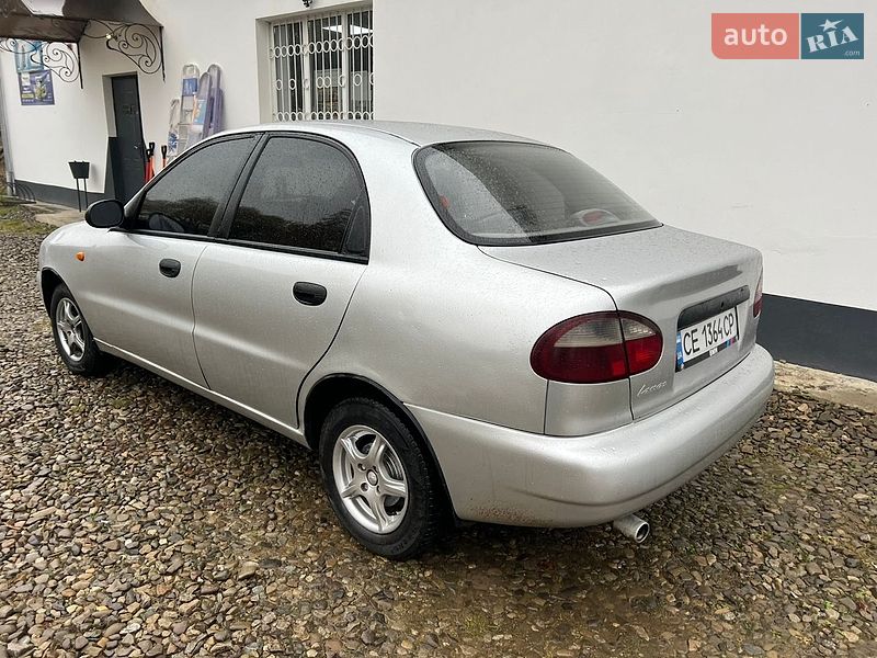 Седан Daewoo Lanos 2007 в Вижниці
