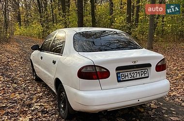 Седан Daewoo Lanos 2006 в Умані