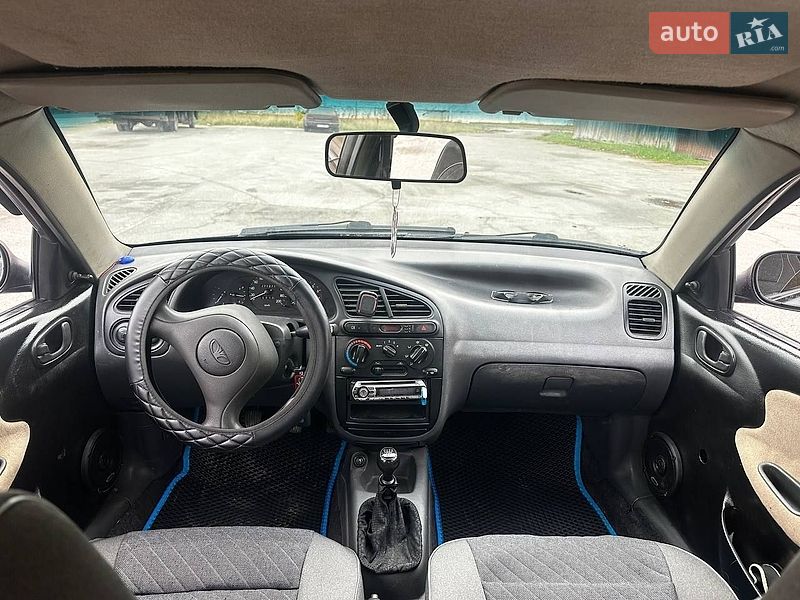 Седан Daewoo Lanos 2005 в Киеве
