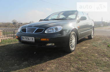 Седан Daewoo Leganza 2000 в Сараті