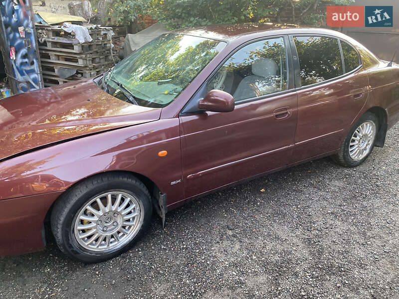 Седан Daewoo Leganza 1999 в Харкові