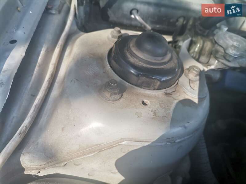 Седан Daewoo Leganza 2001 в Богуславі