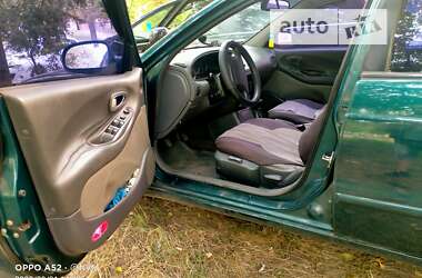 Седан Daewoo Leganza 2000 в Луцке