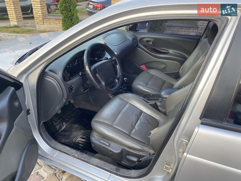Седан Daewoo Leganza 2001 в Бережанах
