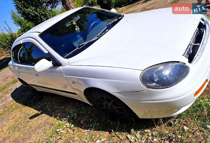 Седан Daewoo Leganza 2001 в Павлограде