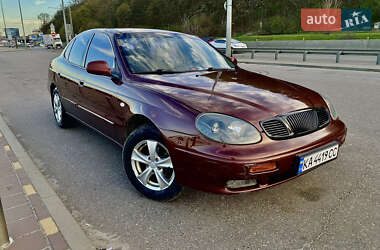 Седан Daewoo Leganza 1998 в Киеве