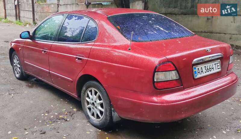 Седан Daewoo Leganza 2001 в Киеве