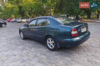 Седан Daewoo Leganza 2000 в 