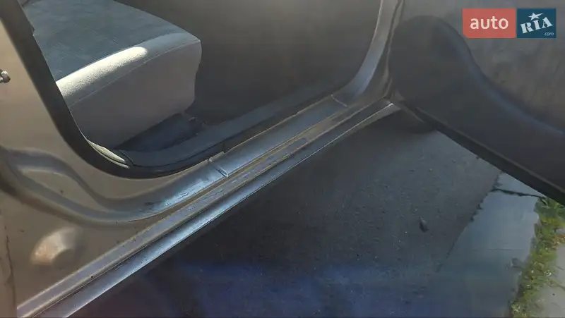Daewoo Leganza 1998
