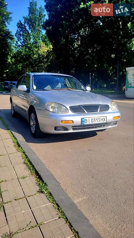 Седан Daewoo Leganza 1998 в Полтаві