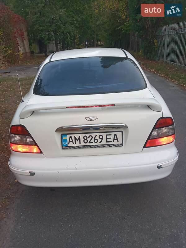 Daewoo Leganza 2001