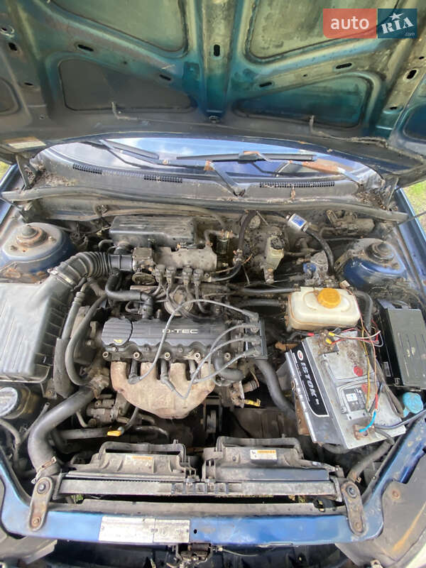 Седан Daewoo Leganza 1999 в Киеве