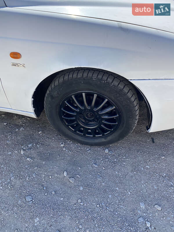 Седан Daewoo Leganza 1999 в Каменском