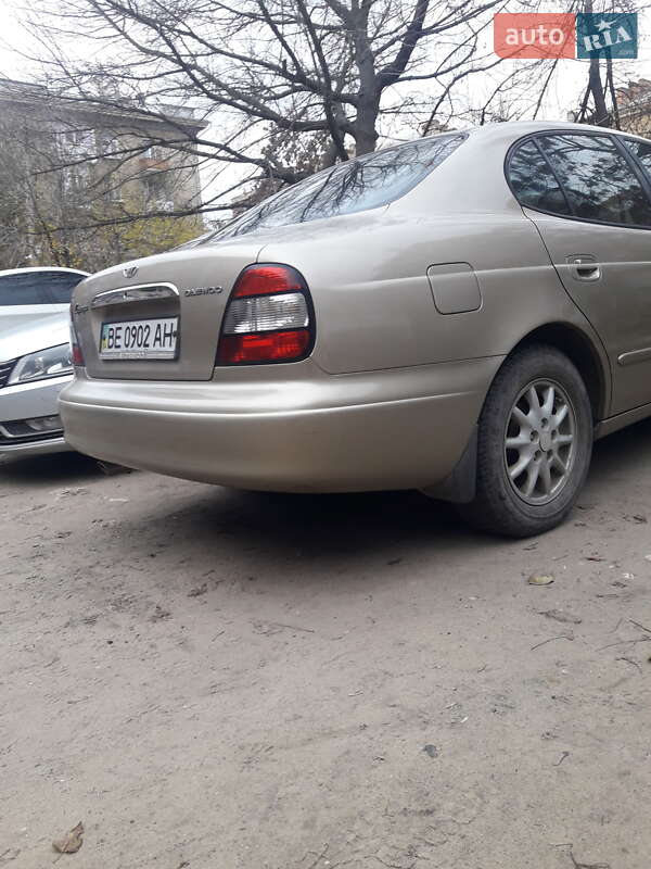 Седан Daewoo Leganza 2001 в Миколаєві