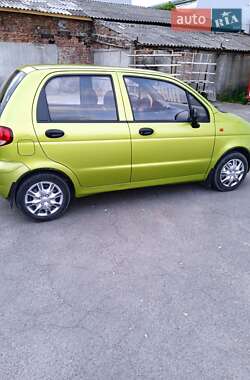 Хэтчбек Daewoo Matiz 2012 в 