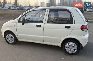 Хэтчбек Daewoo Matiz 2012 в 
