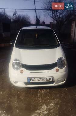 Хэтчбек Daewoo Matiz 2012 в Новгородке