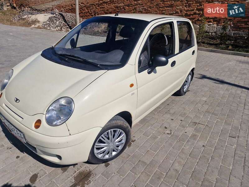Хэтчбек Daewoo Matiz 2011 в 