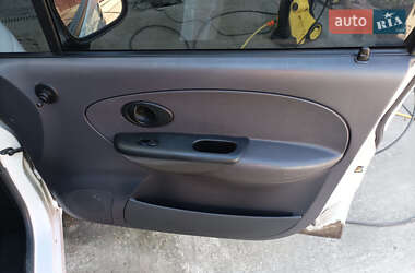 Хэтчбек Daewoo Matiz 2011 в 