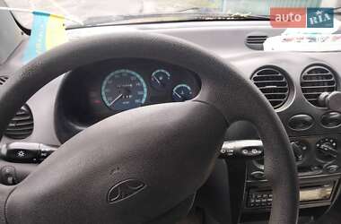 Хэтчбек Daewoo Matiz 2012 в 