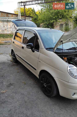 Хэтчбек Daewoo Matiz 2013 в 